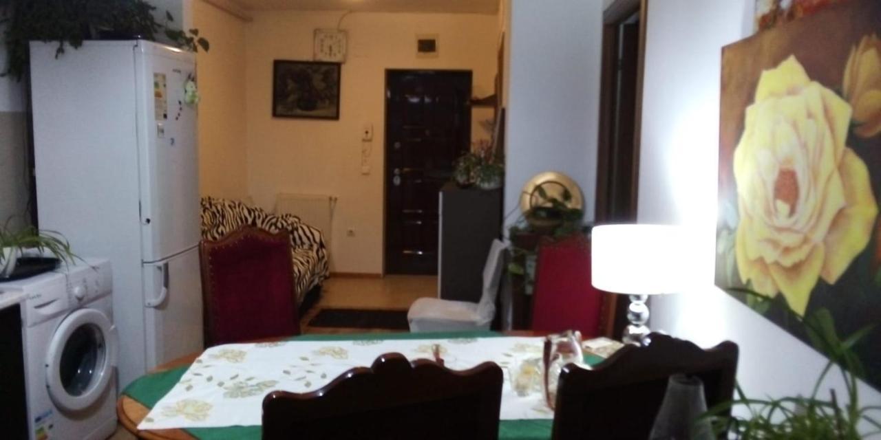 Apartament 2Camere - Prima Casa Флорешты Экстерьер фото