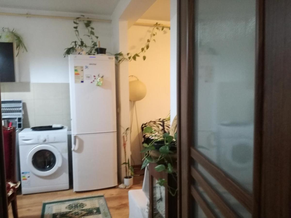 Apartament 2Camere - Prima Casa Флорешты Экстерьер фото