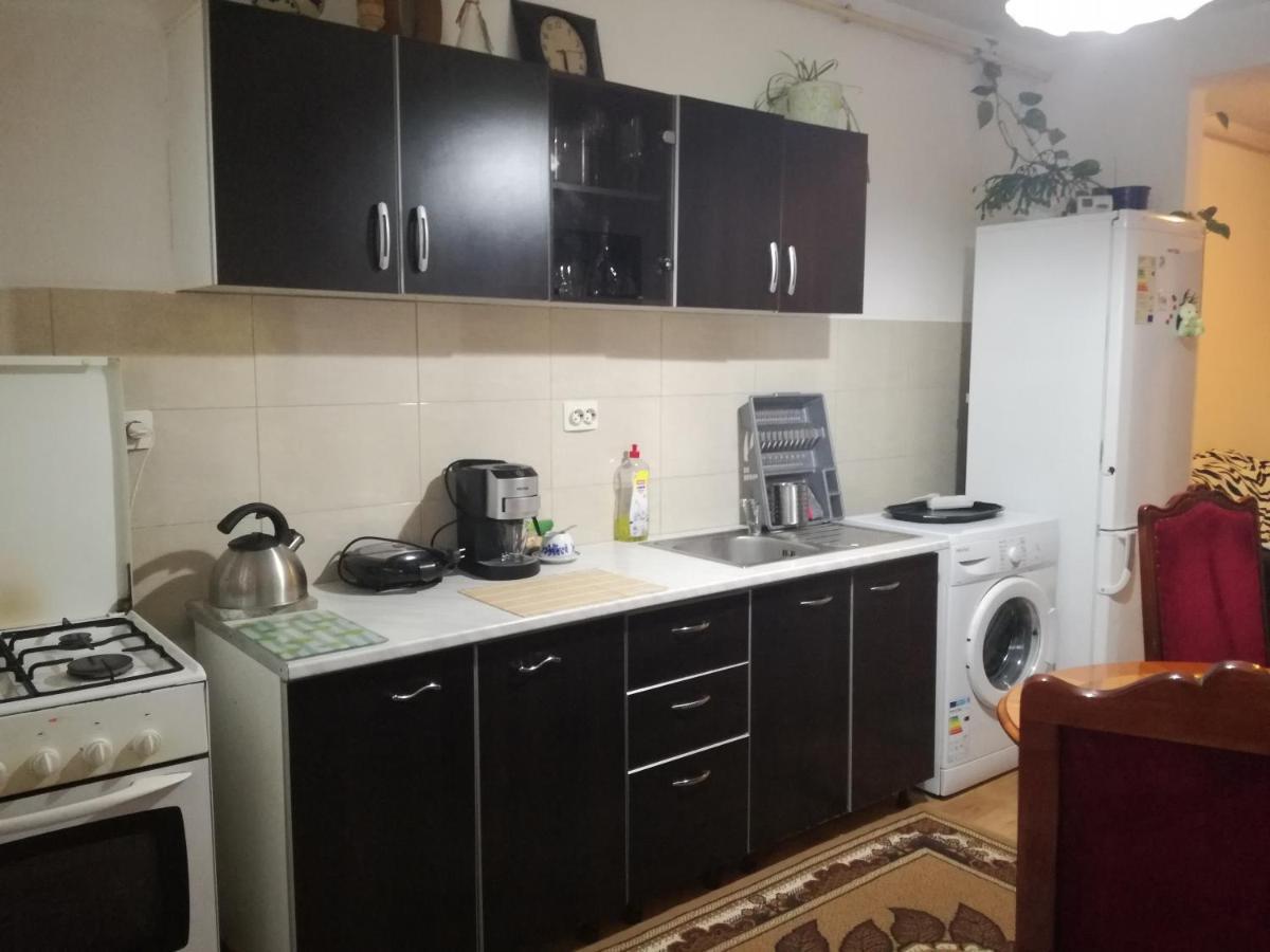 Apartament 2Camere - Prima Casa Флорешты Экстерьер фото